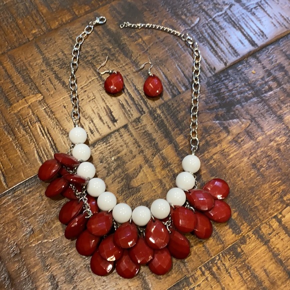 Necklace & Earring Set - Picture 2 of 2